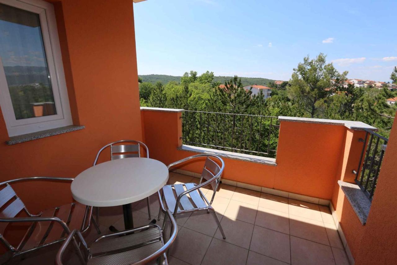 Apartments In Silo/Insel Krk 13430 Екстер'єр фото