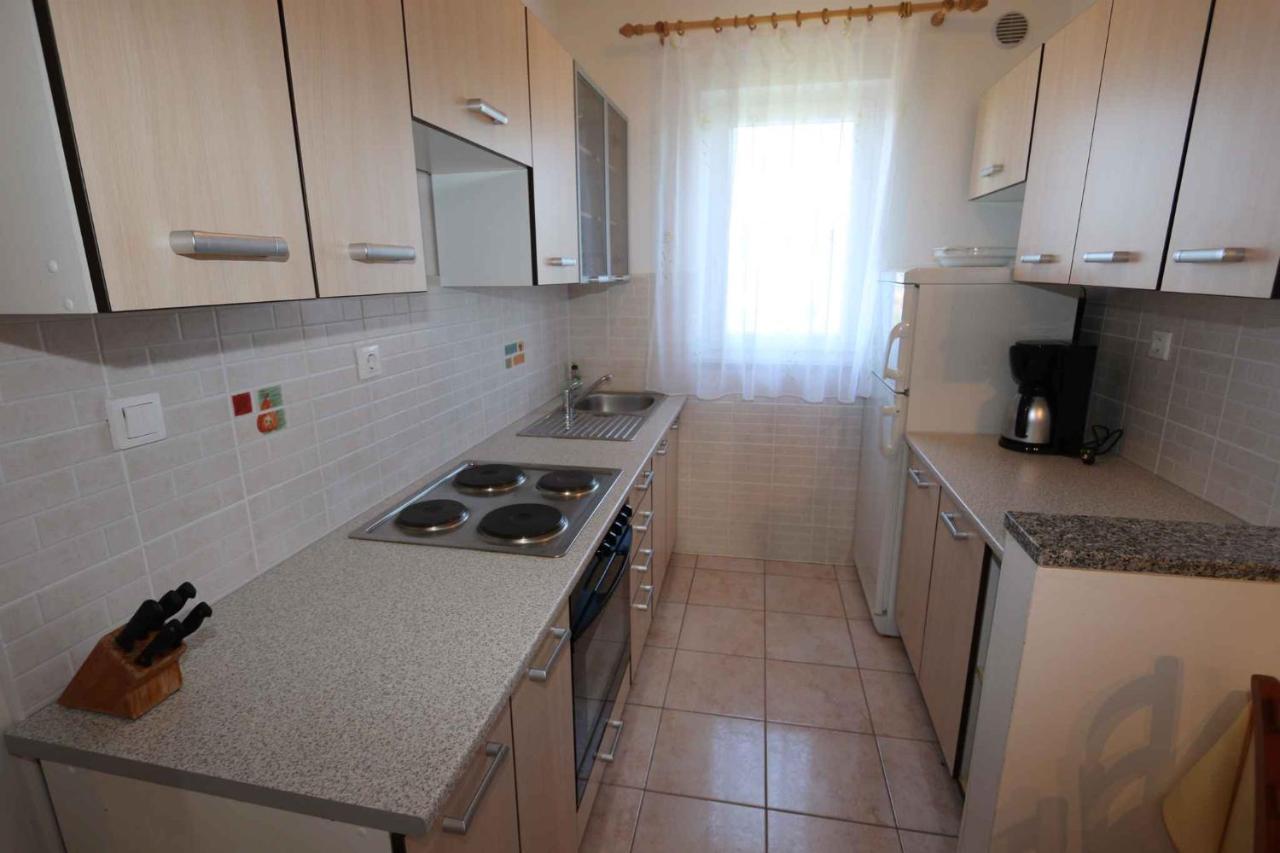 Apartments In Silo/Insel Krk 13430 Екстер'єр фото